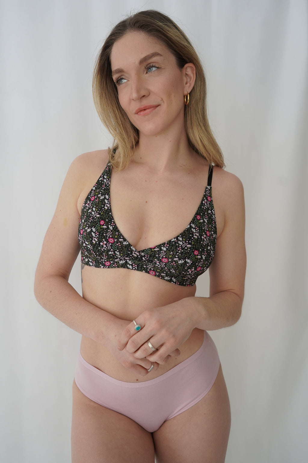 Bralette croisée avec attaches - Fleuri