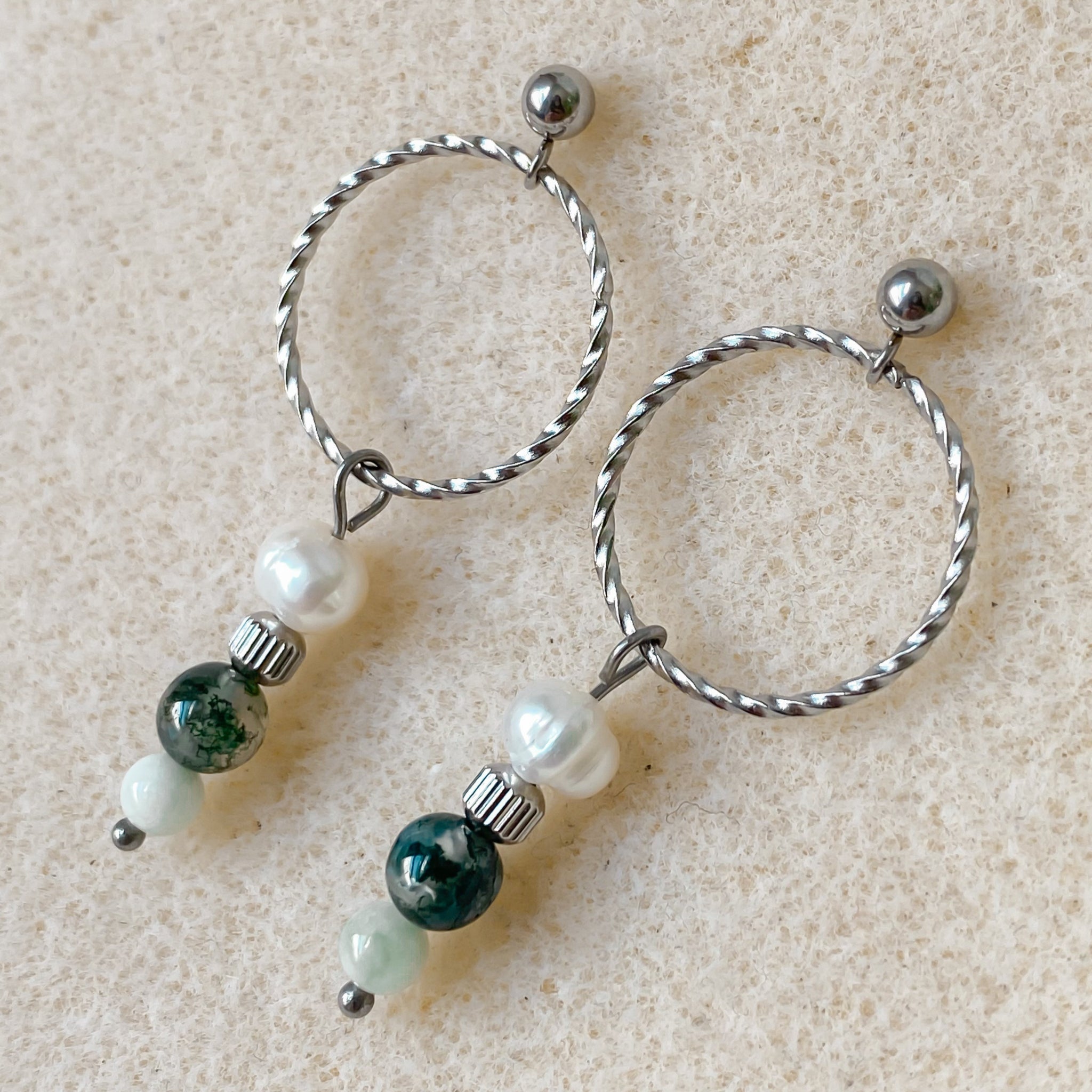 Boucles d’oreilles en pierres naturelles et perles d’eau douce | CHLORIS